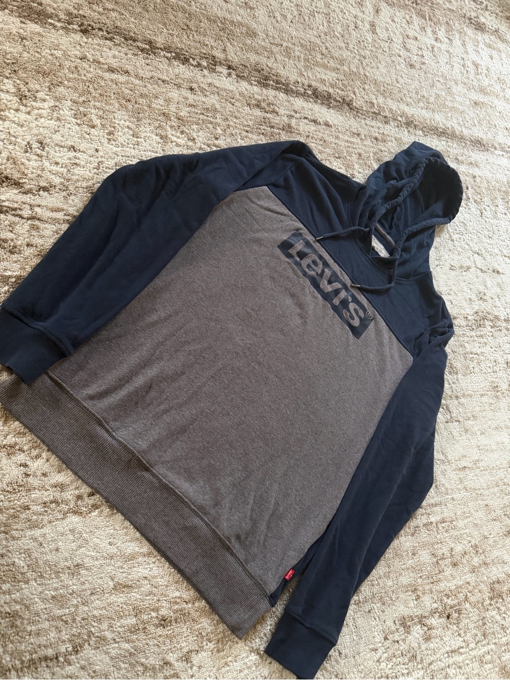 Levi's Men's Navy & Gray Pullover Hoodie